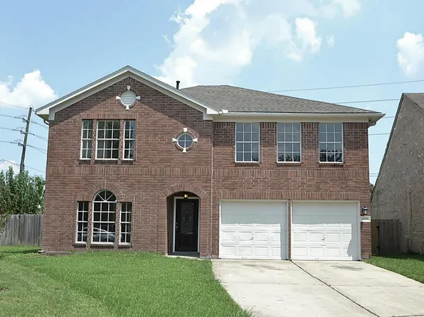 8918 Scenic Green Dr, Houston, TX 77088