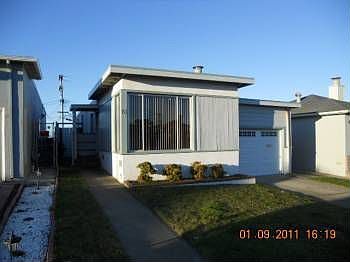 1st image of 81 Menlo Ave