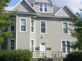 2516 Olive St APT 3, Cedar Falls, IA 50613