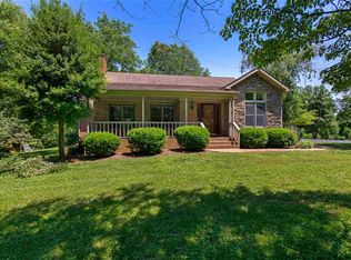 872 Matlock Rd, Bowling Green, KY 42104