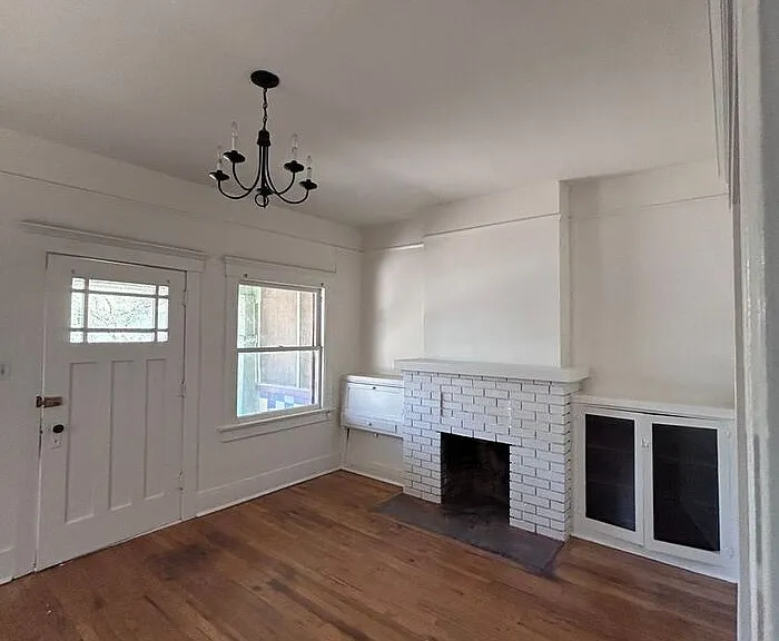 646 E 8th St — Photo 6