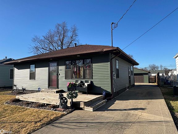 5th image of 1819 Mowrey Ave