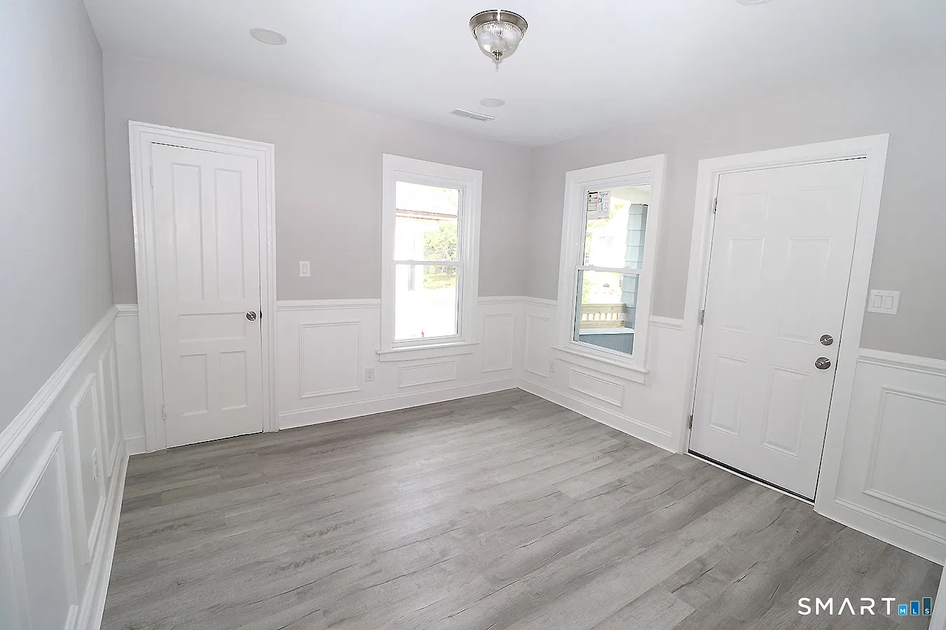 3 bed, 1.0 bath, 943 sqft, $1,850 — Photo 3