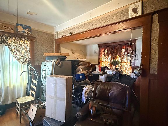 2nd image of 1017 I St