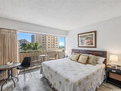 2450 Koa Ave APT 81, Honolulu, HI, 96815