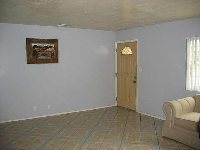 2nd image of 1413 Magnolia Ave