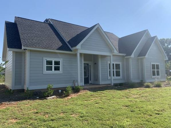 335 Trinity Pond Rd