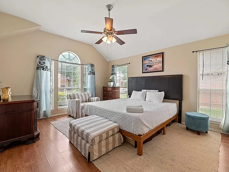 10309 Belfort Dr — Photo 14