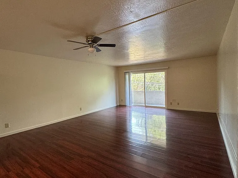 3080 Richmond Boulevard — Photo 10