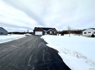 27 Grant St, Dexter, NY 13634