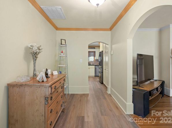 828 N 6th St, Albemarle, NC 28001