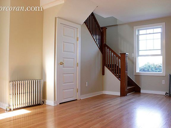 4th image of 4735 Cox Ln