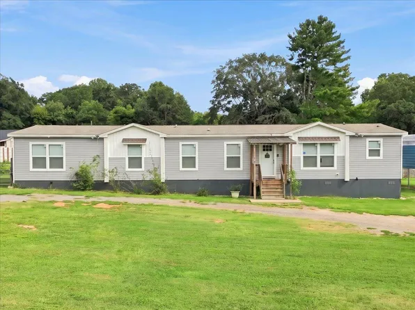 717 Campground Rd, Spartanburg, SC 29303