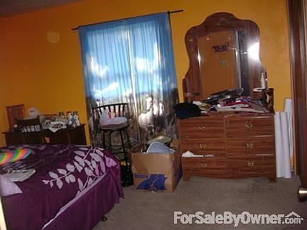 2nd image of 124 Forest Cir