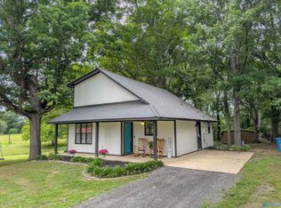 3380 Section Line Rd, Albertville, AL 35950