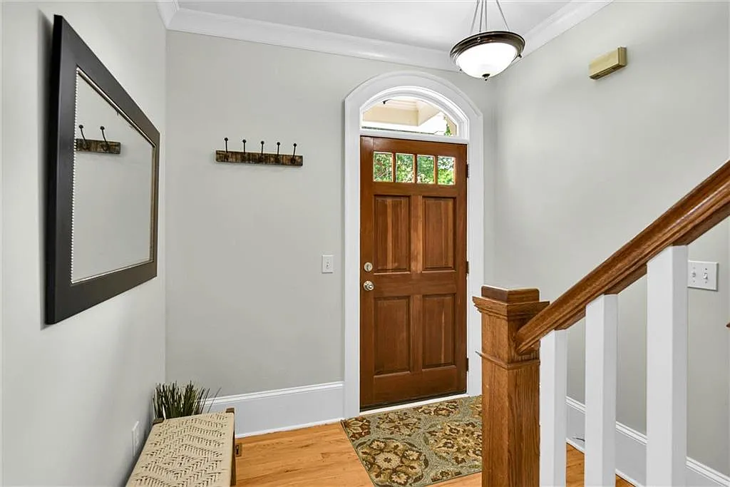 4 bed, 3.5 bath, 2893 sqft, $3,250 — Photo 2