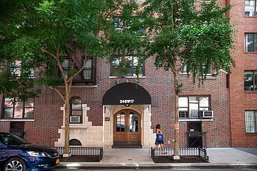 248 West 17th Street in Chelsea