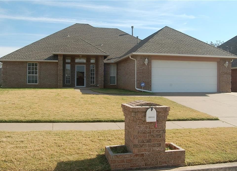 1st image of 12712 Briar Hollow Ln