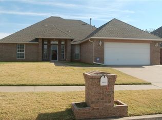12712 Briar Hollow Ln, Oklahoma City, OK 73170