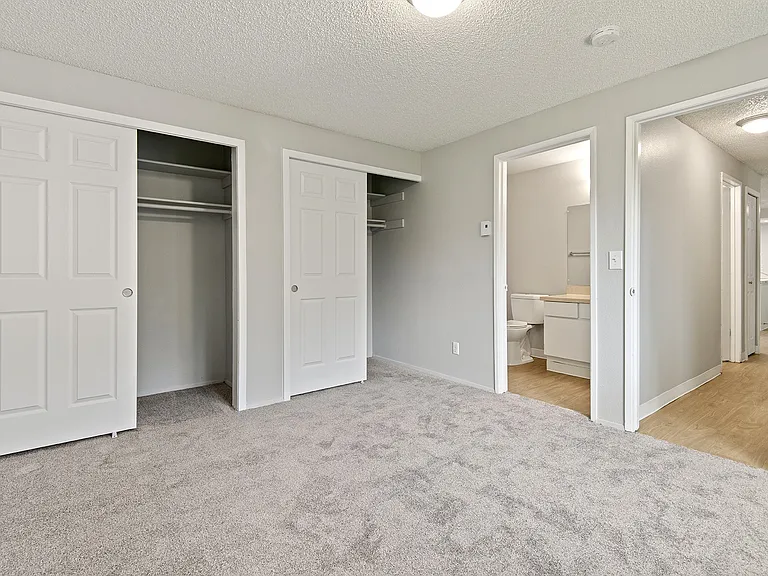 Sterling Ridge — Photo 1