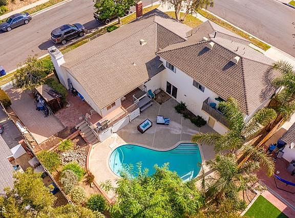 2nd image of 1491 N Calle La Cumbre
