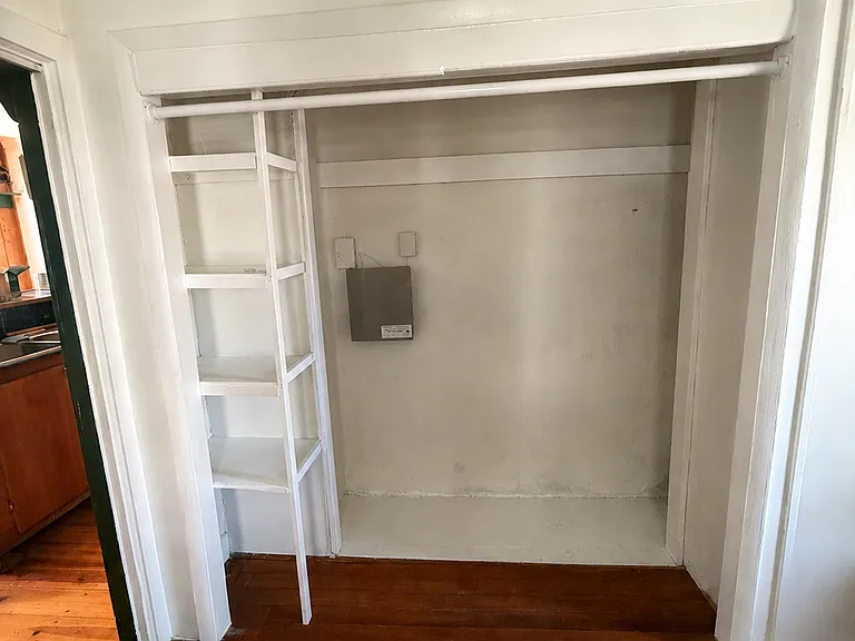 29 Eton Ave — Photo 15