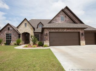 9415 N 96th East Pl, Owasso, OK 74055