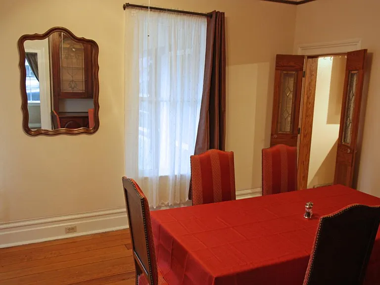 1423 Foothill Blvd — Photo 8
