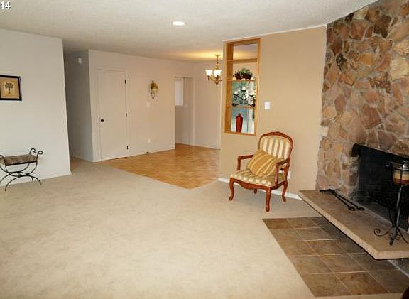 4th image of 8305 NE Pierce Dr