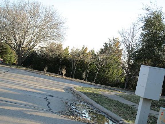 4th image of 3214 Glen Hill Dr
