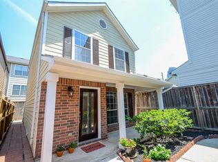 1008 Robin St, Houston, TX 77019