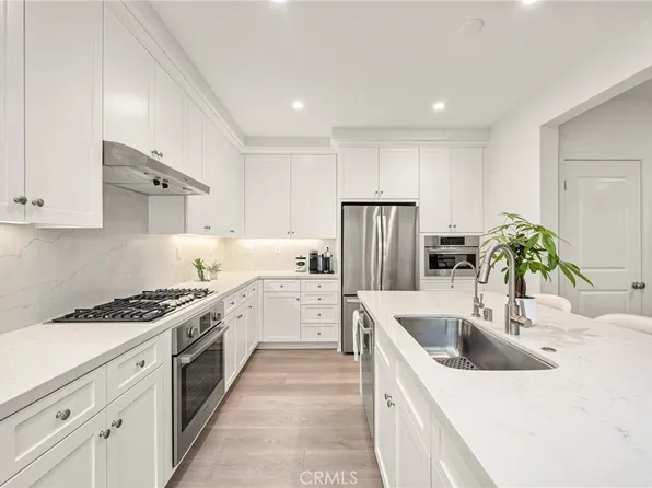 126 Sugarwood, Irvine, CA 92618