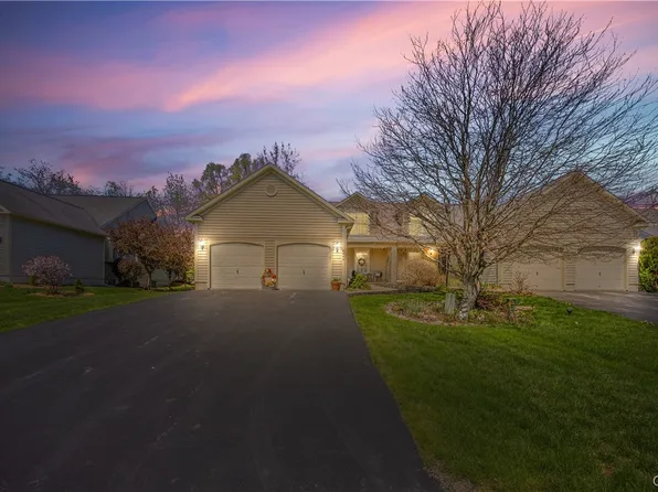 8442 Marco Ln, Baldwinsville, NY 13027