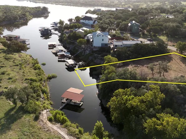 22520 Felicia Dr, Spicewood, TX 78669