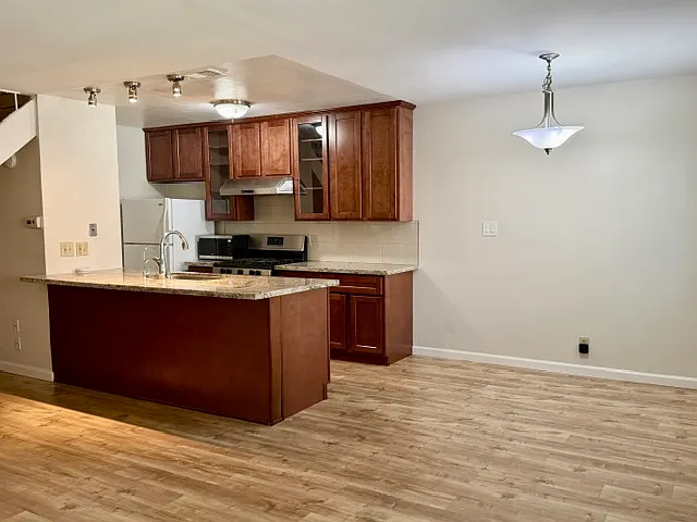 8062 Arroyo Dr #3 — Photo 2