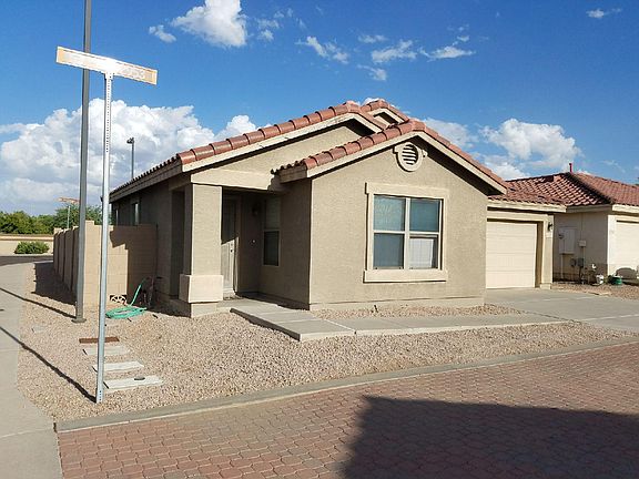 5th image of 2953 E Cherry Hills Dr