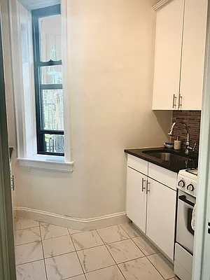 Rented by Owner | media 9