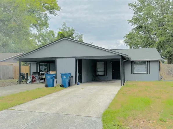 3323 & 3325 8th St E, Bradenton, FL 34208