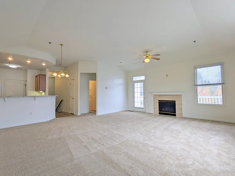Westmount Apartments — Photo 55