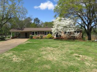 117 N Academy St, Mooresboro, NC 28114