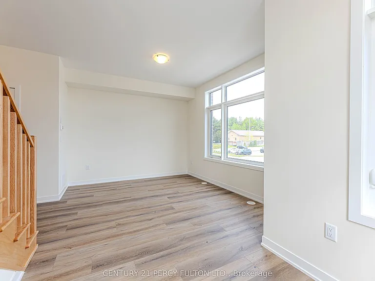 1695 Dersan St #809 — Photo 14