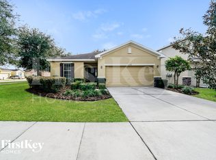 6308 Twin Bridges Dr, Zephyrhills, FL 33541