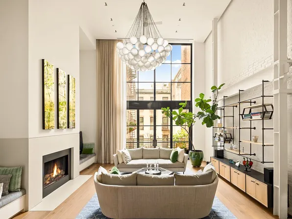 19 Jay St, New York, NY 10013