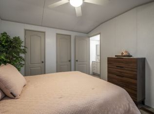 1274 W Hampton Rd #37, Essexville, MI 48732