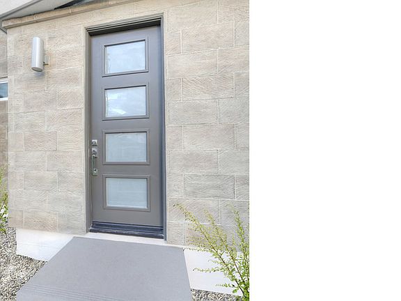 2nd image of 1118 N Avenue 56 Lot 11