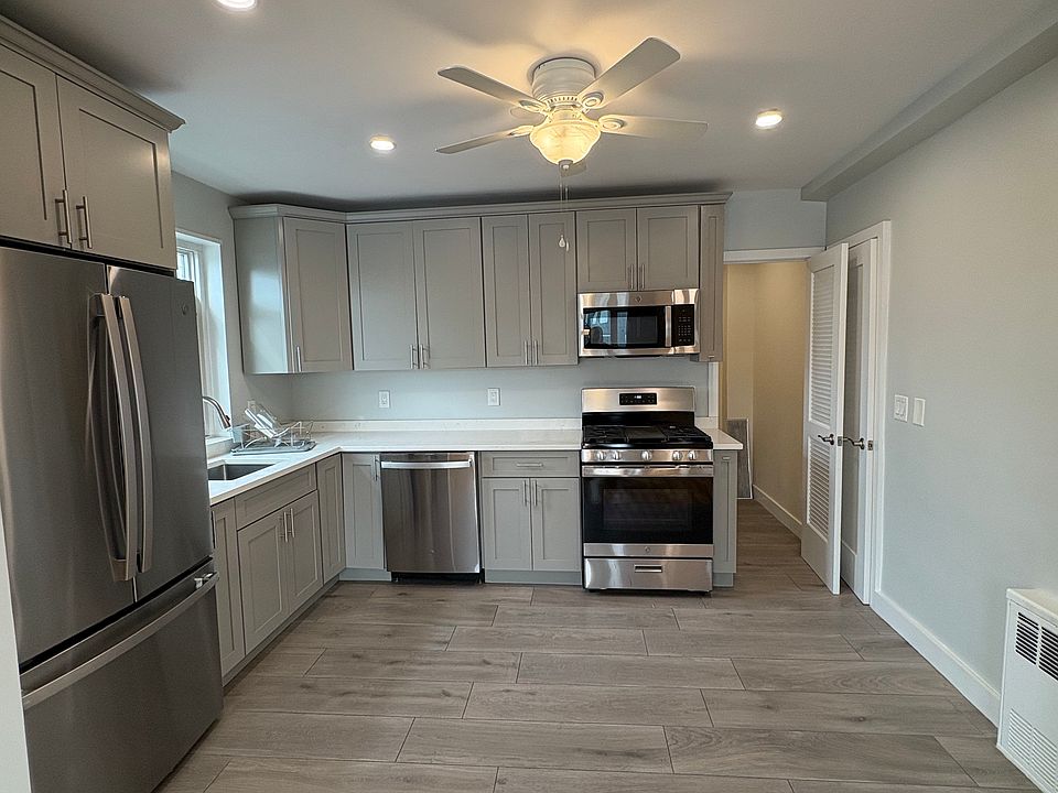 1st image of 300 Martine Ave APT 6J
