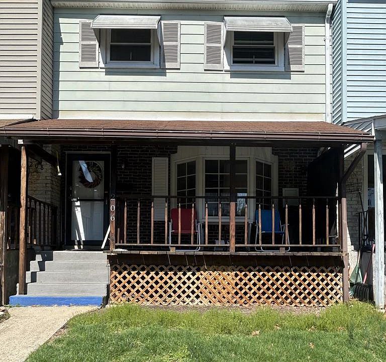 1st image of 206 Hendel St