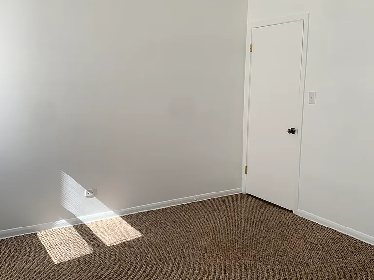 5120 Greenwood St #2 — Photo 12