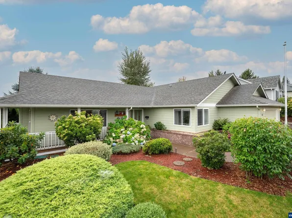 513 NW Gavin Dr, Dallas, OR 97338