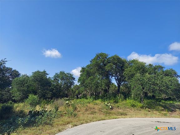 4th image of 122 Passade